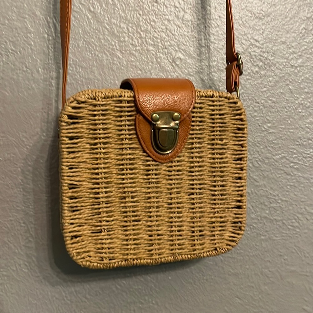 Summer and Rose Crossbody Straw Bag. Never used